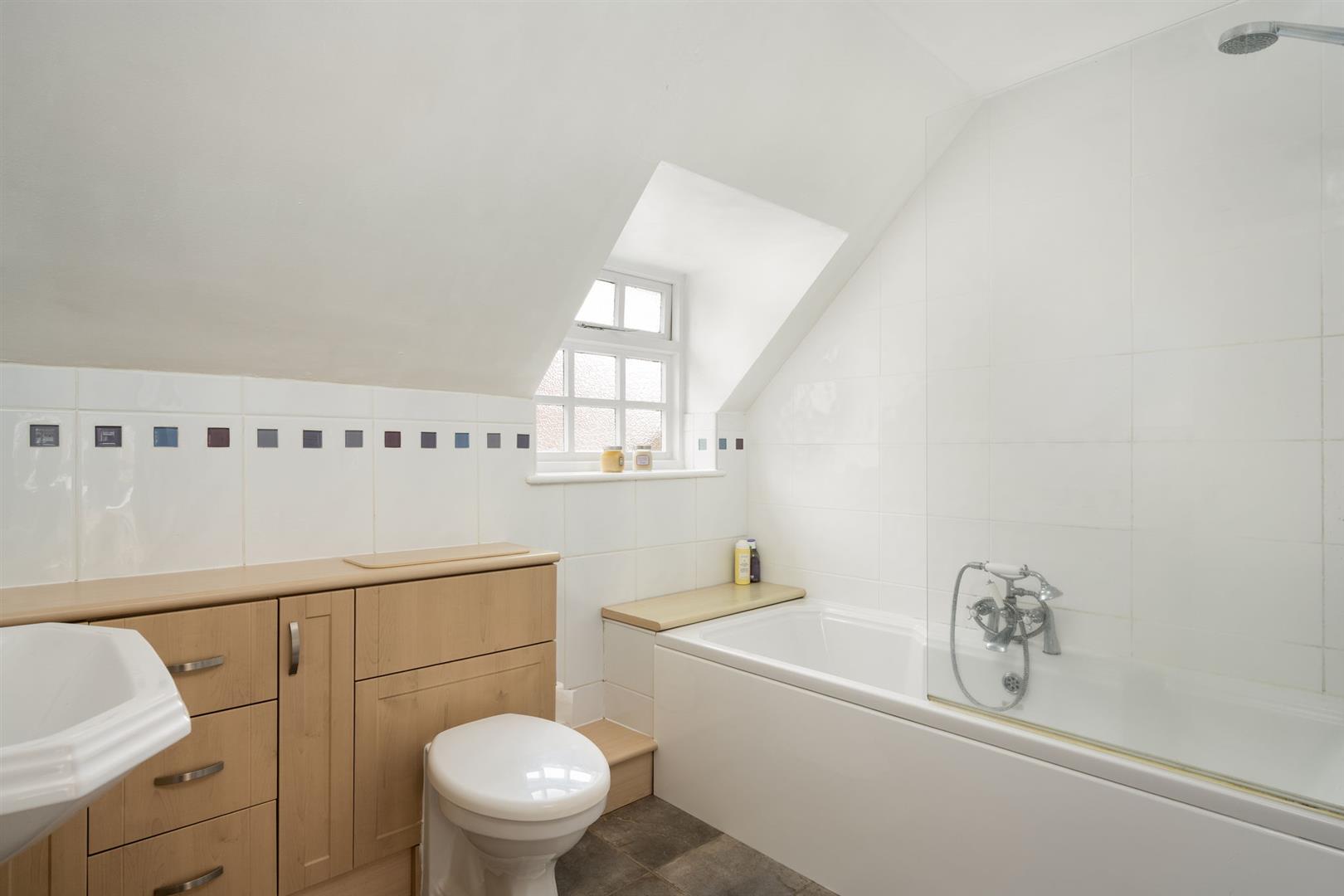 Basmore Lane, Lower Shiplake, Henley-on-Thames